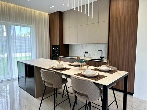 дом по адресу зеленогірська