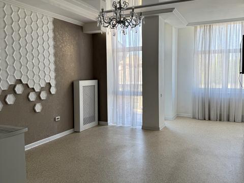 комерційна за адресою Грецька вул., 17