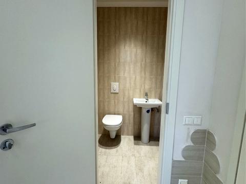 комерційна за адресою Бориса Гмирі вул., 2