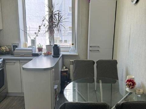 квартира за адресою Романа Шухевича просп. (Генерала Ватутіна), 10