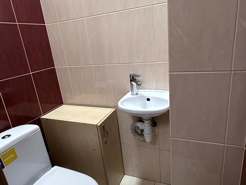 комерційна за адресою Полтавська вул., 10