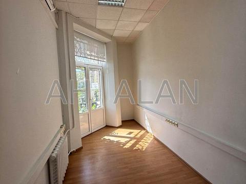 коммерческая по адресу Ярославов Вал ул., 7