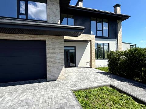 будинок за адресою Лугова вул.