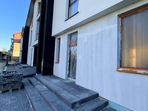 будинок за адресою Михайла Грушевського вул.