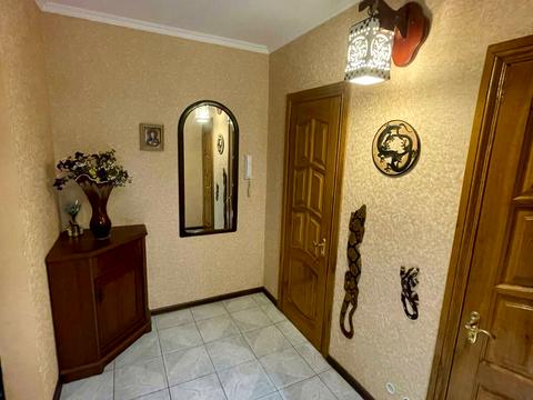 квартира по адресу Червоной Калины просп. (Владимира Маяковского), 74/9