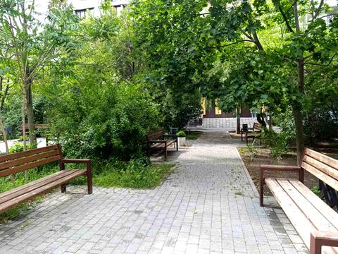 квартира за адресою Добровольців пров., 2