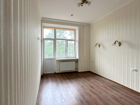 комерційна за адресою Курортна, 10В