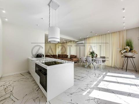 будинок за адресою Вишнева вул.