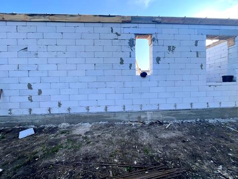 будинок за адресою Леоніда Каденюка вул.