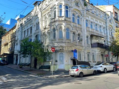 коммерческая по адресу Большая Житомирская ул., 208