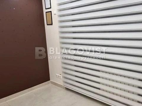 комерційна за адресою Миколи Міхновського бульв. (Дружби Народів), 32