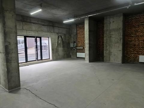 комерційна за адресою Університетська вул., 17-А