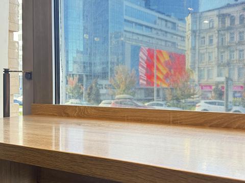 комерційна за адресою Басейна вул., 15