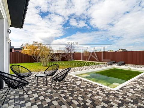 будинок за адресою с. Нові Петрівці, Щаслива вул., 2