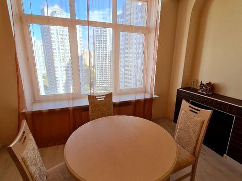 квартира за адресою Дніпровська набережна вул., 26-Г