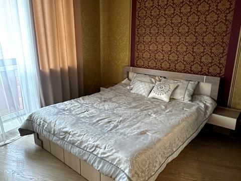 квартира за адресою Київ, Срібнокільська вул., 12
