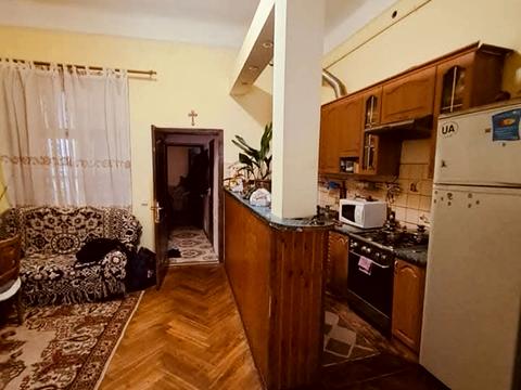 квартира по адресу Грушевского ул., 3