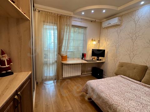 квартира за адресою Драгоманова вул., 12-А