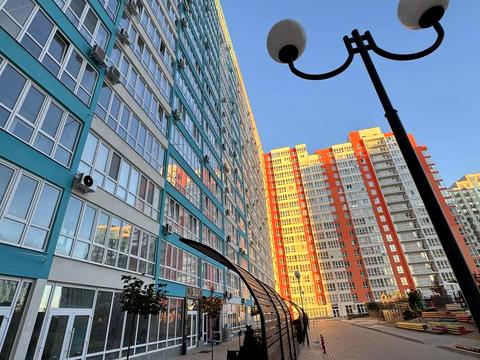 комерційна за адресою Перлинна вул., 11