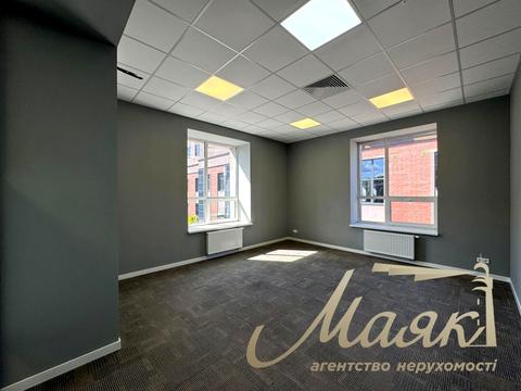 коммерческая по адресу Елены Телиги ул., 6