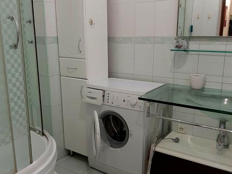 квартира за адресою В'ячеслава Чорновола вул., 20