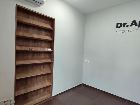 комерційна за адресою Журавлина вул., 3