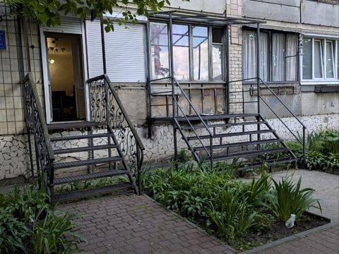 комерційна за адресою Святоюріївська вул., 10/2