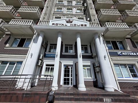 квартира по адресу Дмитрия Луценко ул. (Крейсера 'Аврора'), 6