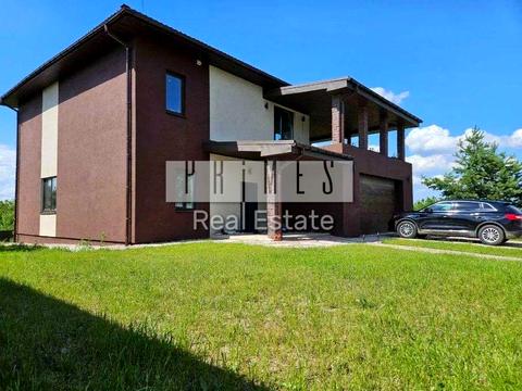 будинок за адресою Довженка вул.