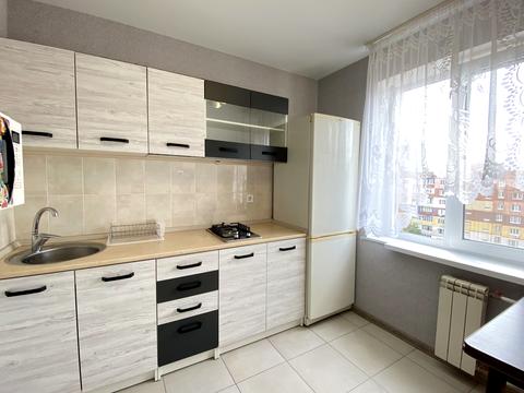 квартира за адресою Червоної Калини просп. (Володимира Маяковського), 12-А