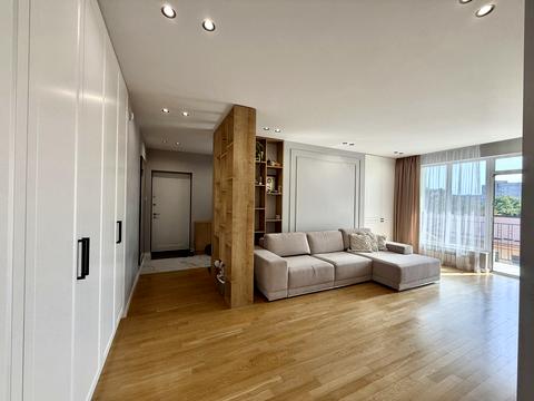квартира по адресу Караджича ул., 7