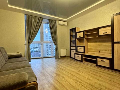 квартира по адресу Драгоманова ул., 2