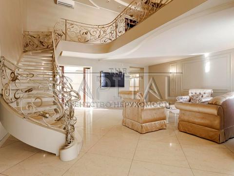 комерційна за адресою Володимира Івасюка просп. (Героїв Сталінграду), 24-А