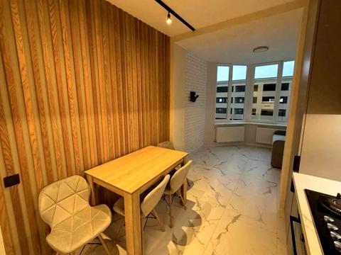 квартира за адресою Амосова, 67