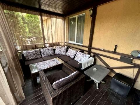 будинок за адресою Свято-Покровська вул. (Леніна)