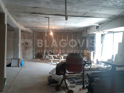 комерційна за адресою Гоголівська вул., 37/2