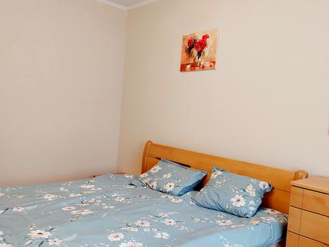 квартира за адресою Анни Ахматової вул., 15