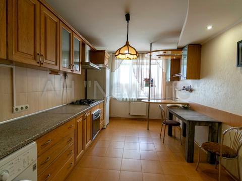 квартира за адресою Свободи просп. (Прокоф'єва), 46