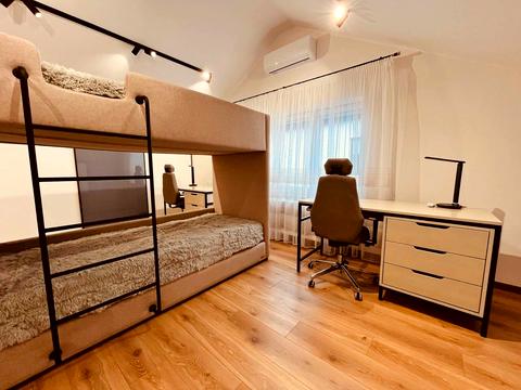 будинок за адресою Бічна Наварійська вул., 42