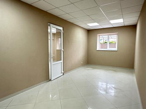 комерційна за адресою Дем'яна Попова вул., 22