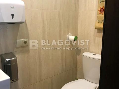 коммерческая по адресу Вячеслава Липинского ул. (Чапаева), 13