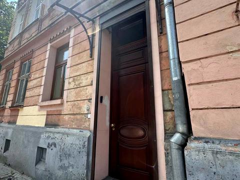 коммерческая по адресу Железняка ул., 13