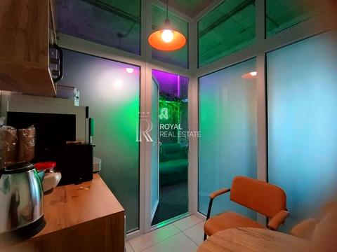 комерційна за адресою Кловський узвіз, 7a