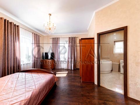 будинок за адресою с. Гатне, Андріївська вул., 8