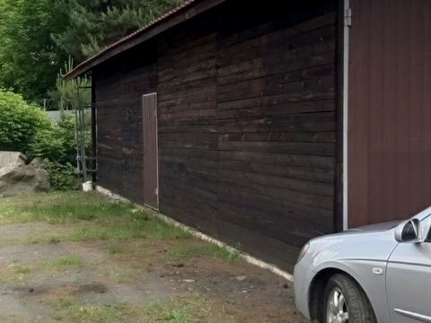 коммерческая по адресу Центральна, 4