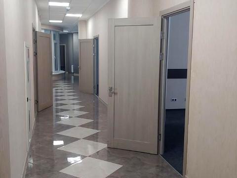 комерційна за адресою Кловський узвіз, 7