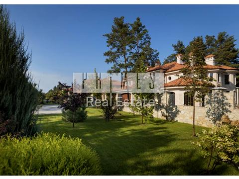 будинок за адресою Валова вул.