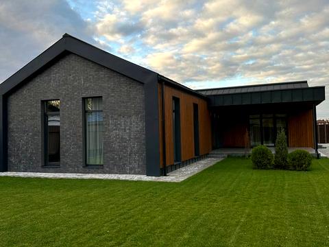 будинок за адресою с. Новоолександрівка, Сурська