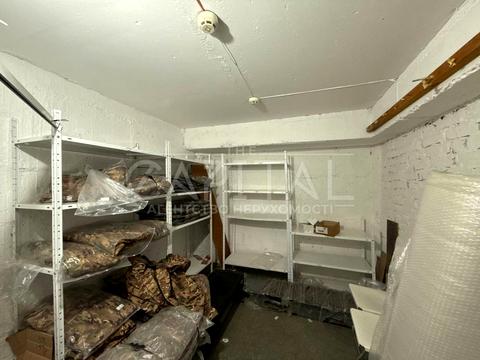 комерційна за адресою Богдана Хмельницького вул., 57б