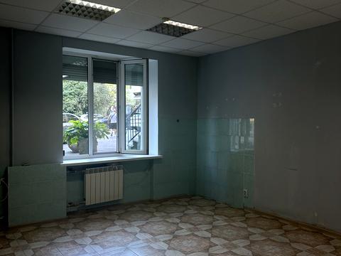 коммерческая по адресу Первомайского Леонида ул., 5